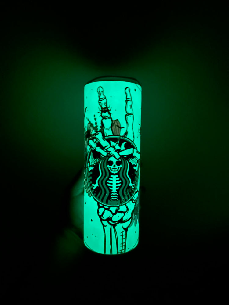 Ace of Gray - Check out our NEW Swig Life Itsy Bitsy Glow In The Dark Cups!  This pattern is perfect for all of the Halloween Lovers! Stop by and get  yours